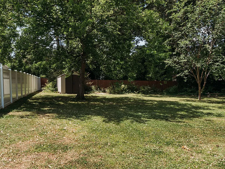 300 Osborne Dr — Photo 61