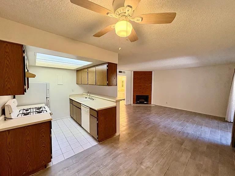 8505 Columbus Ave #106 — Photo 8