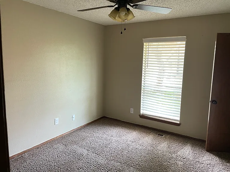 1412 Cedar Ridge Rd — Photo 19