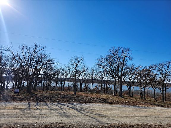 4th image of 161 Nocona Dr