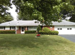 2009 W Crest Dr, Toledo, OH 43614