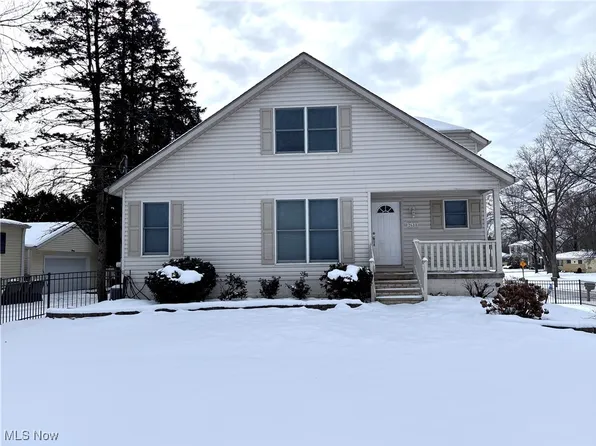 2688 Smith Rd, Akron, OH 44333