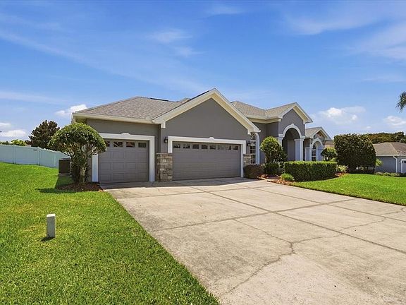5th image of 230 LAKE ARIETTA COURT