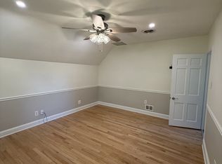 8 E Seminary Ave #2, Lutherville Timonium, MD 21093