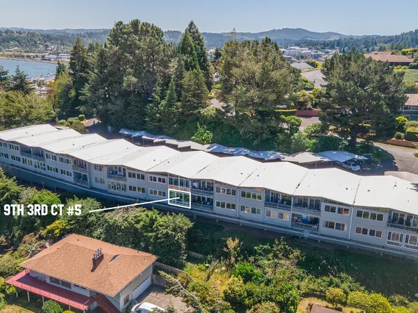 290 N 3rd Ct APT 5, Coos Bay, OR 97420