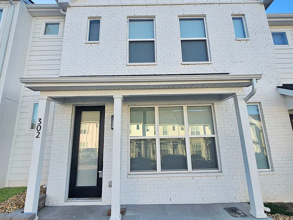 302 Jeffries Way