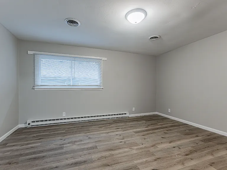 404 S Urbana Ave — Photo 15