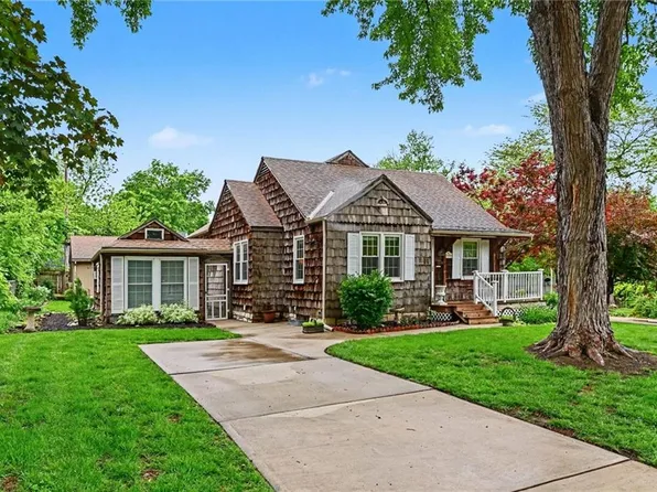 7800 Hardy St, Overland Park, KS 66204