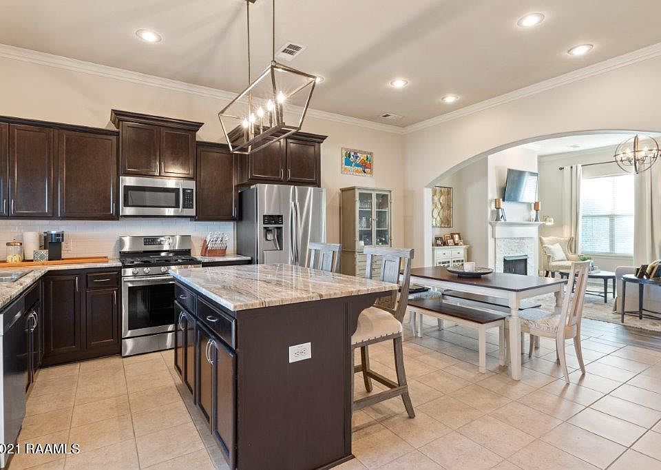 115 Laurel Grove Blvd, Youngsville, LA 70592 Zillow