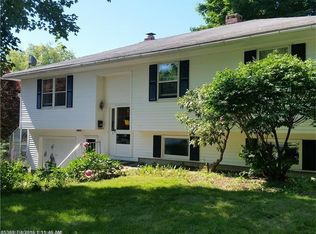 7 Orchard St, Rockland, ME 04841
