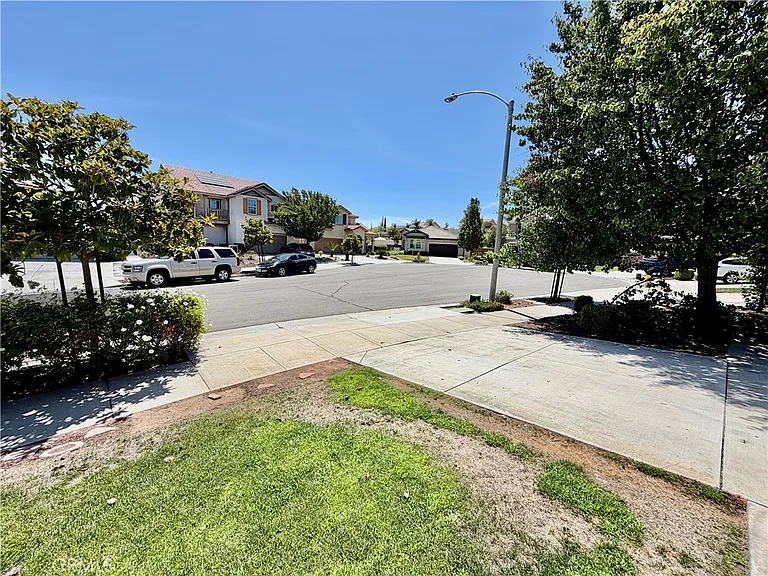38129 Turning Leaf Ct — Photo 53
