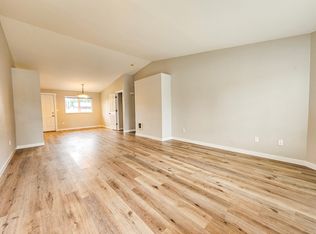 8505 44th Dr NE #B, Marysville, WA 98270