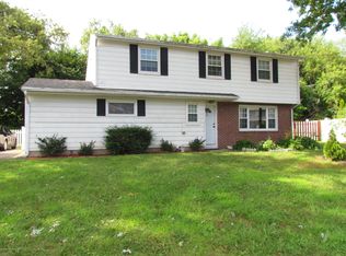 21 Ash Dr, Neptune, NJ