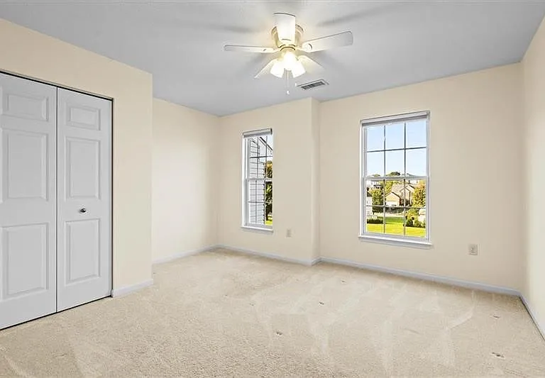 510 Village Green Blvd W — Photo 17