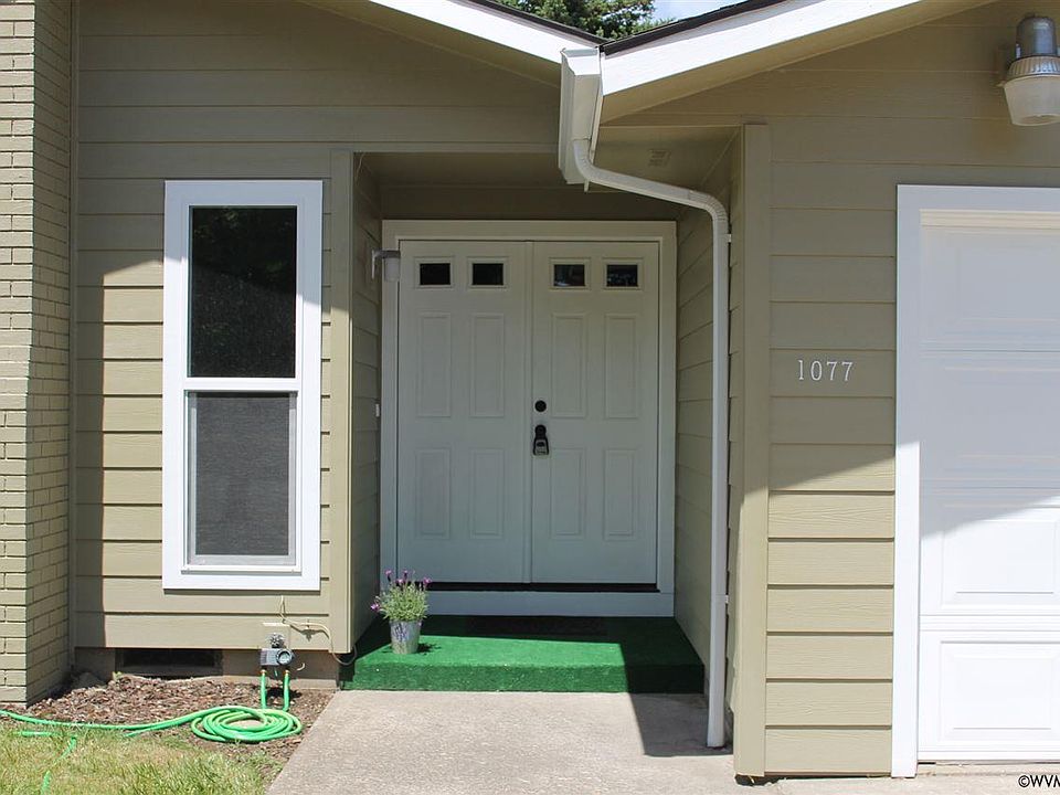 2nd image of 1077 Ewald Ave SE