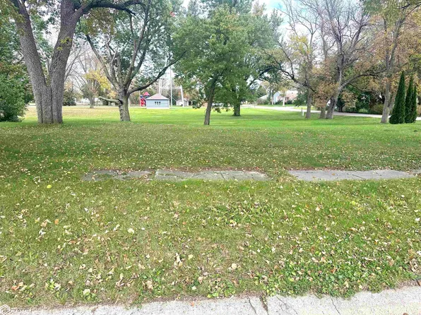 202 W Florence St, Rake, IA 50465