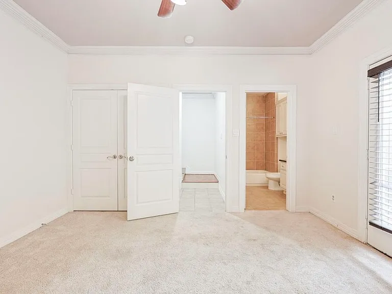 5345 Live Oak St — Photo 8