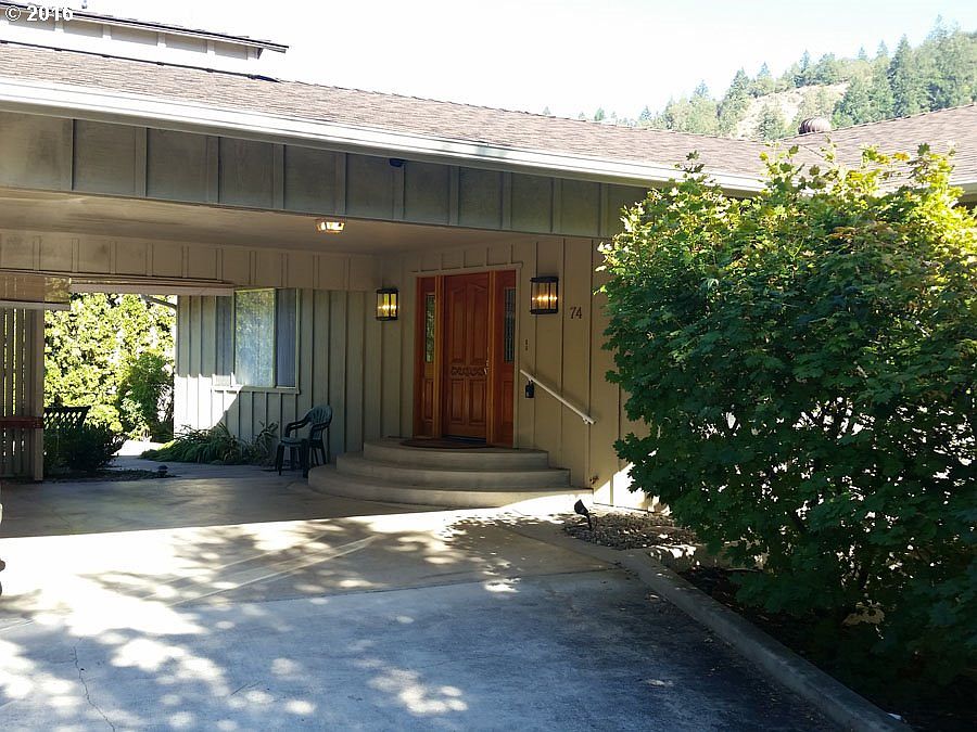 1st image of 74 N River Dr