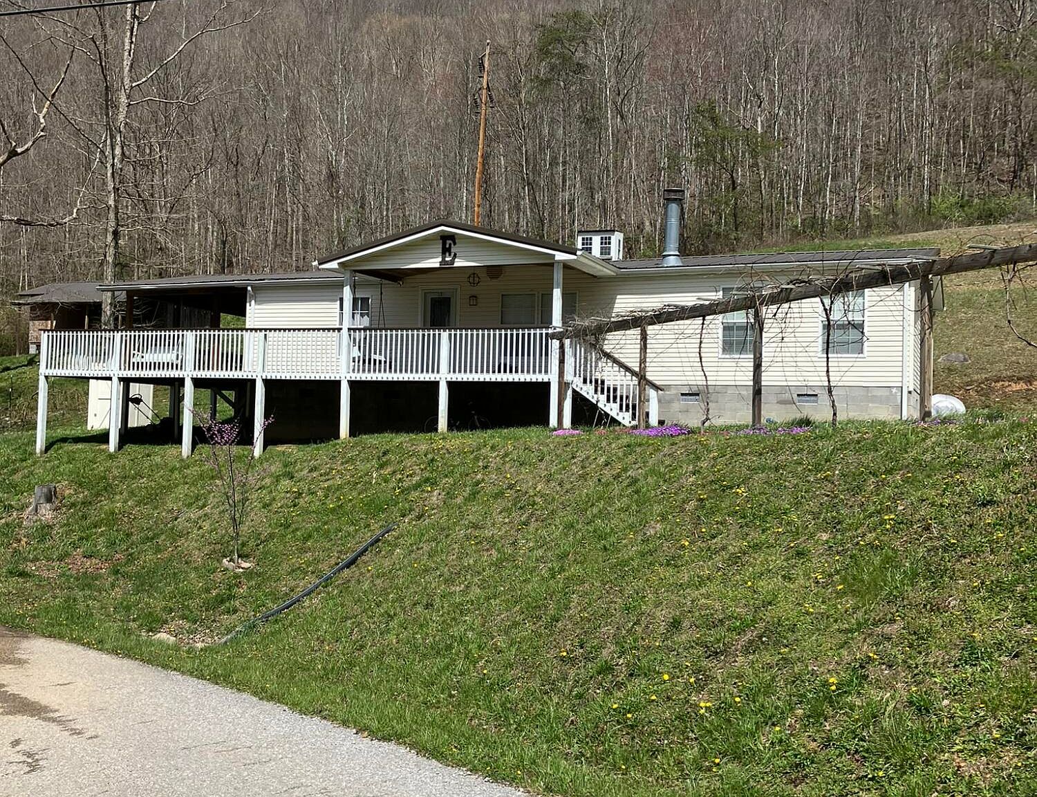175 Tom Coal Rd, Evarts, KY 40828 Zillow