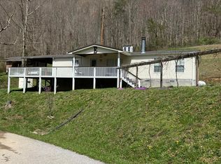 175 Tom Coal Rd, Evarts, KY 40828