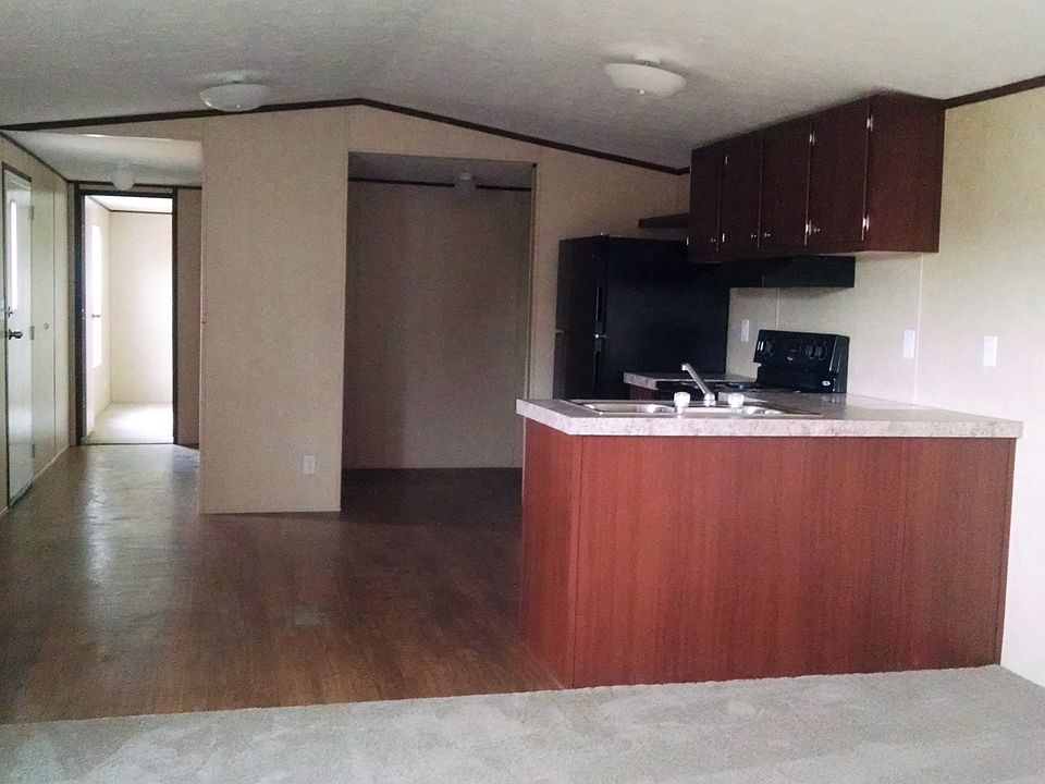 2nd image of 6844 Lamplite Cir