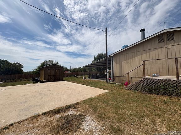 4th image of 345 County Road 5634