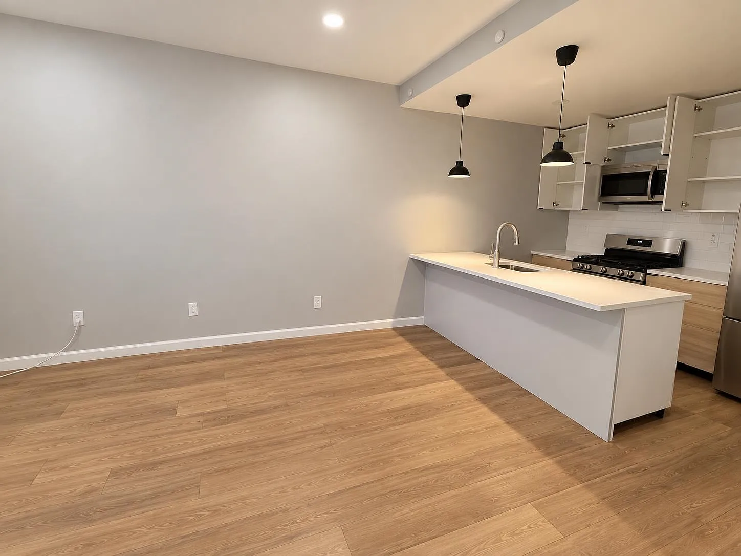 1 bed, 1.0 bath, 600 sqft, $1,850 — Photo 1