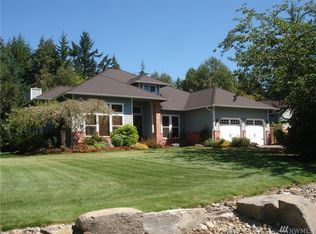 5233 Deerfield Park Ct NE, Olympia, WA 98516