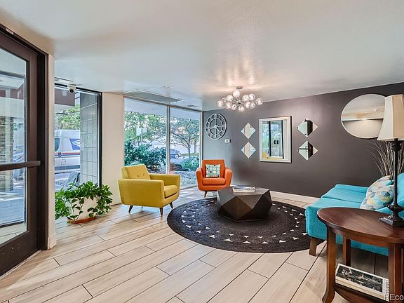 3rd image of 800 N Washington Street #703