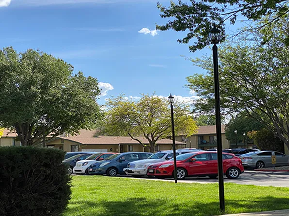 Willow Ridge Apartments