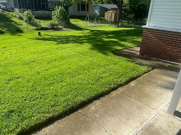 1670 Fairmount Dr — Photo 15