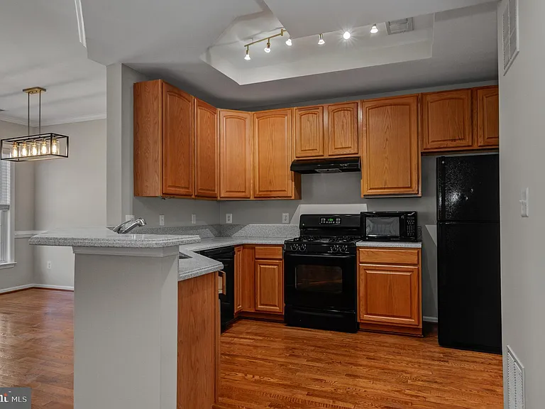 4619 Hummingbird Ln — Photo 11