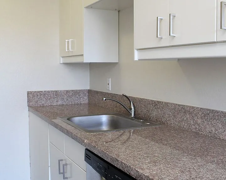 9222 N Lombard St — Photo 45
