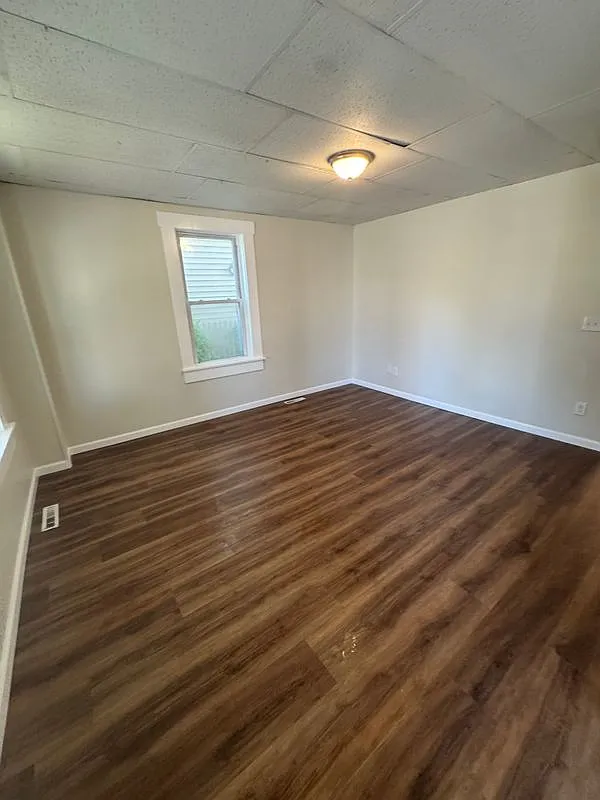 3 bed, 1.5 bath, 1214 sqft, $1,850 — Photo 4