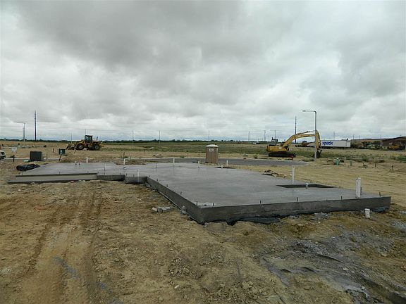 4th image of 505 Melinda Ln