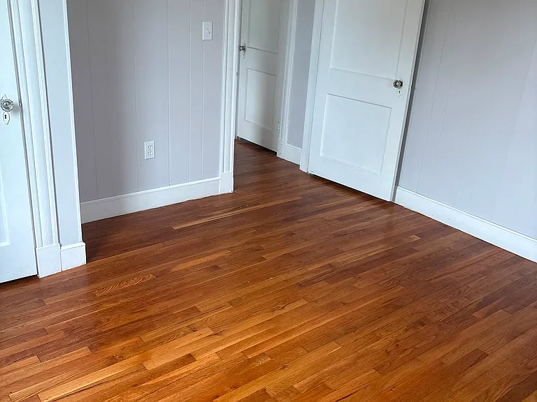 86 Laurel St #1 — Photo 8