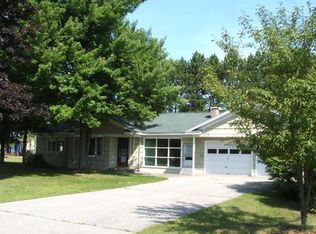 573 E Petoskey St, Gaylord, MI 49735