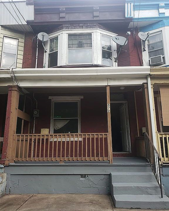 2nd image of 672 Southard St