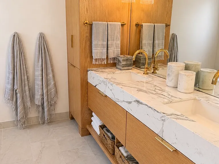 Loma Robles Dr — Photo 10