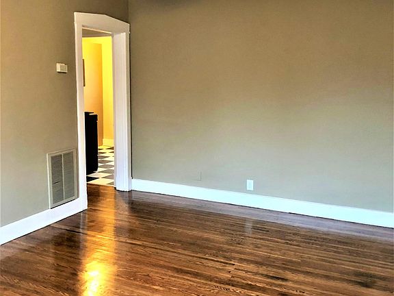5th image of 1350 McHenry St APT 3
