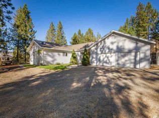 1636-C Pingston Creek Rd, Kettle Falls, WA 99141