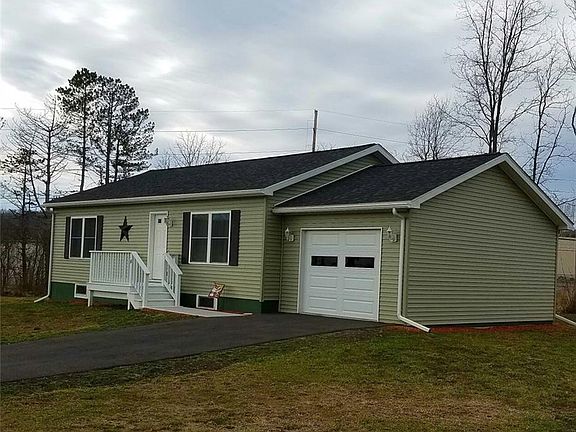2nd image of 10 Spruce Acres