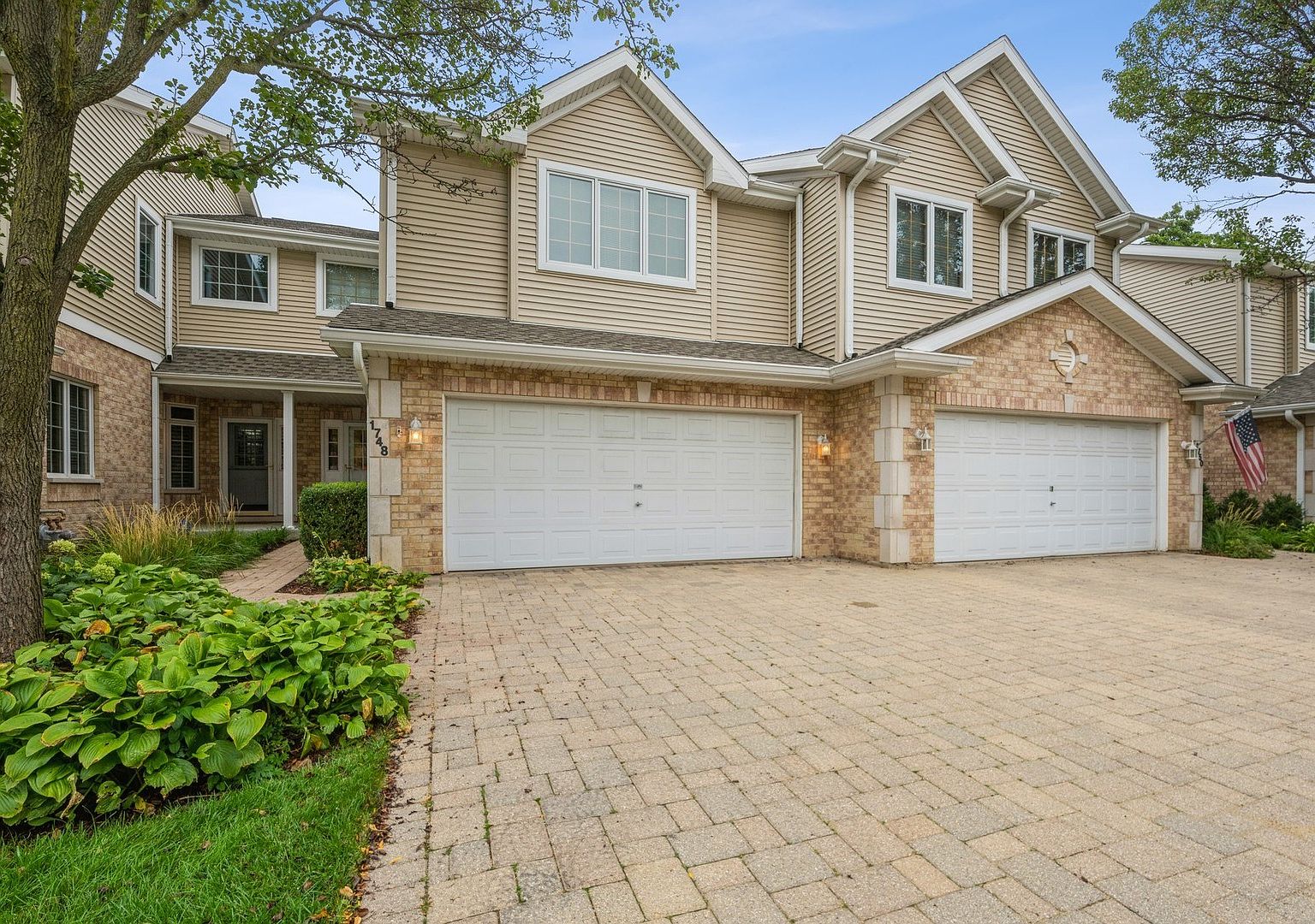 1748 Park Ridge Poin, Park Ridge, IL 60068 | Zillow