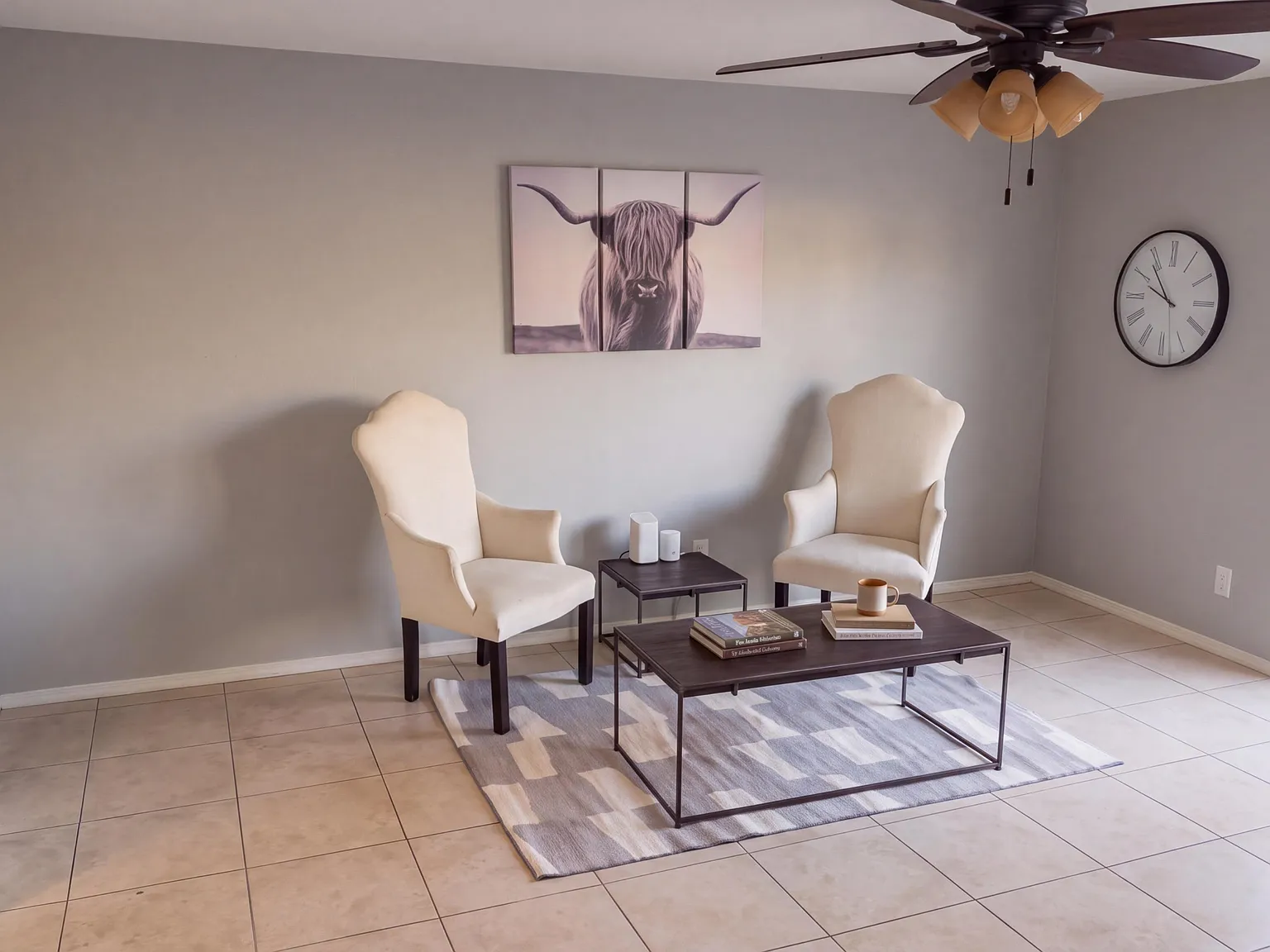 4 bed, 2.5 bath, 2200 sqft, $1,940 — Photo 3