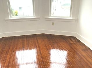 250 6th St #1, Bridgeport, CT 06607