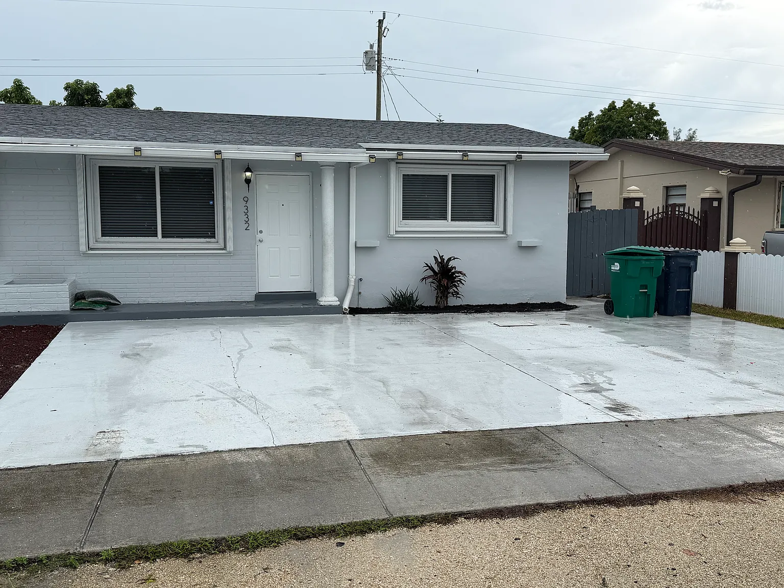 3 bed, 1000 sqft, $3,500 — Photo 1