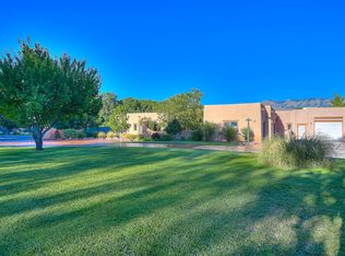 21 Manzano Rd, Corrales, NM 87048