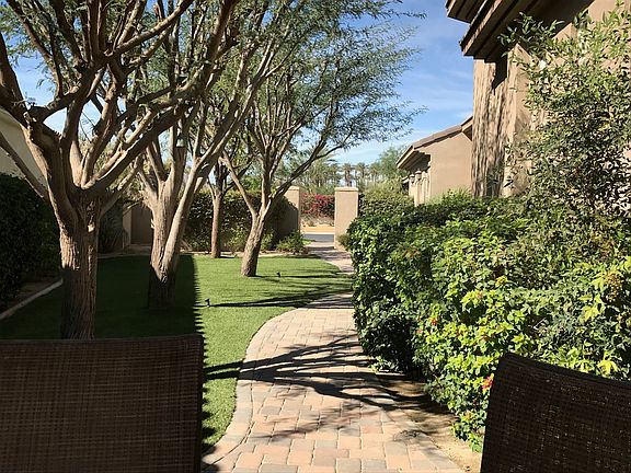  Front walkway to front door