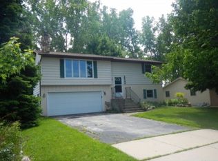 2344 Jubilee Dr, Green Bay, WI 54311