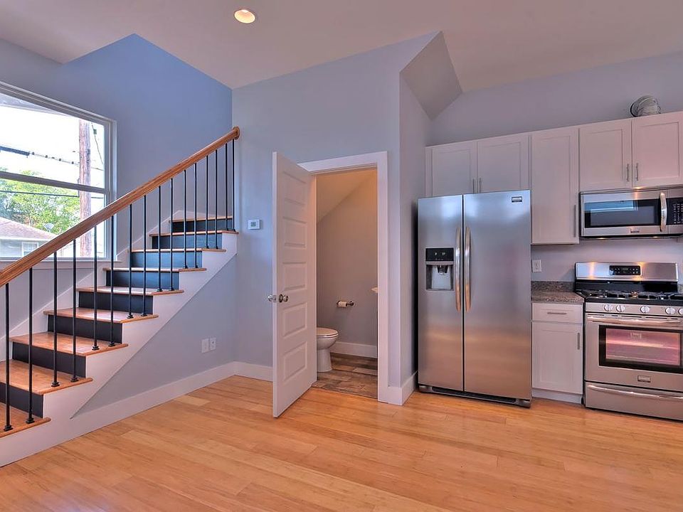 Downstairs Half Bath